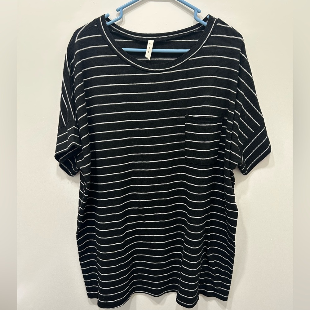 Mts Short Sleeve Size XL Black / White Striped Women’s Shirt Long‎ Soft